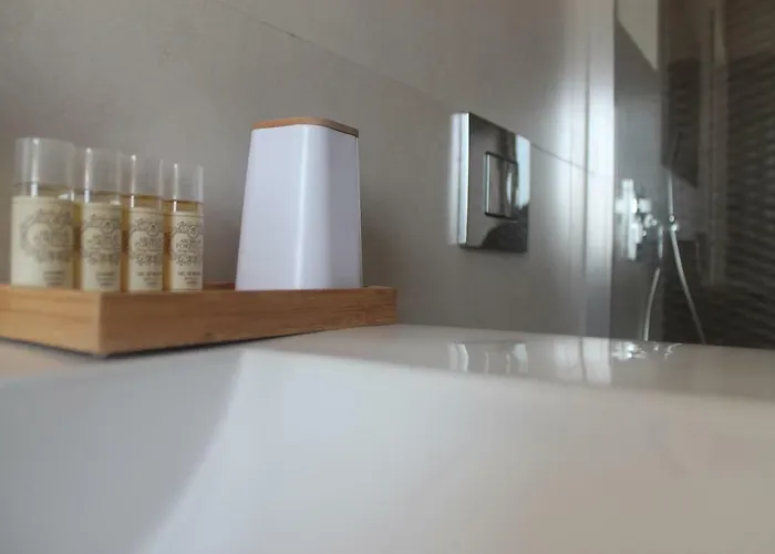 Guilhim ゲストハウス 3*